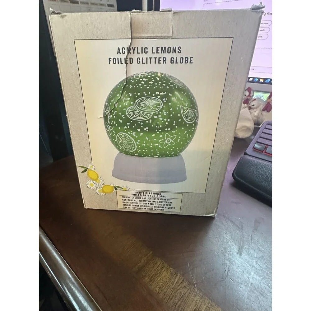 Cracker Barrel Acrylic Green Lemons Foiled Glitter Globe in Box tested and works